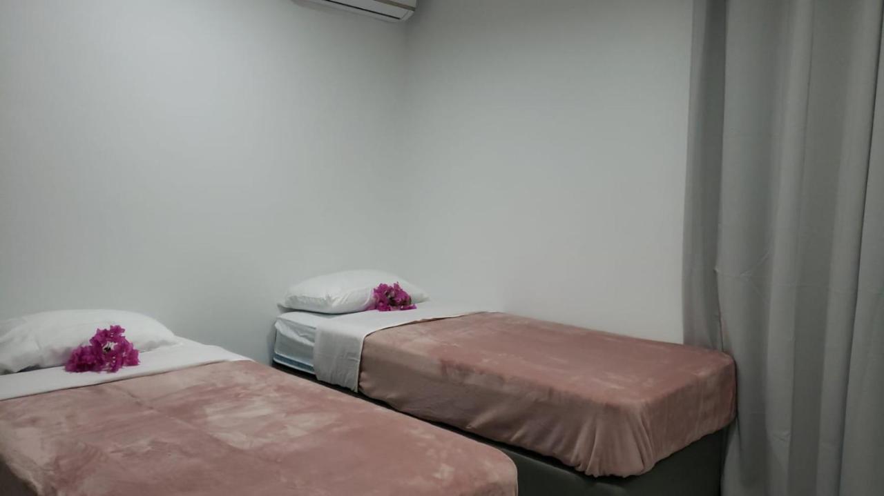 Cg Apartment - Flamboyan 威廉斯塔德 外观 照片
