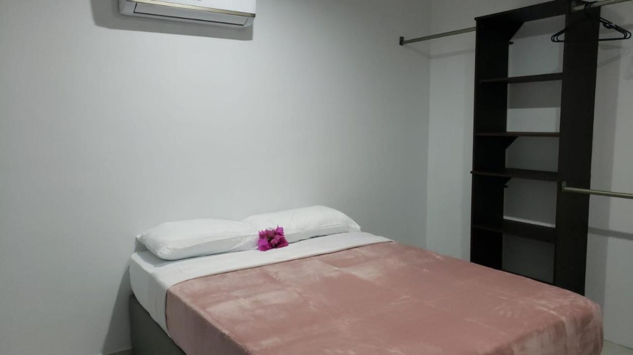 Cg Apartment - Flamboyan 威廉斯塔德 外观 照片